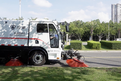 7T Road Sweeper