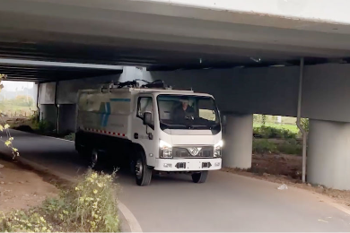 7T Hydraulic Lifter Garbage Truck