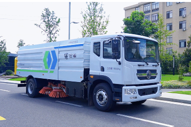 18T扫路车