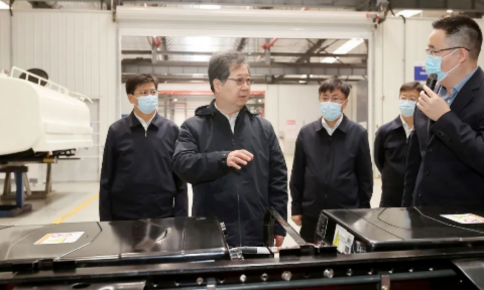 河南省委书记楼阳生到安阳市河南犀重新能源汽车有限公司调研