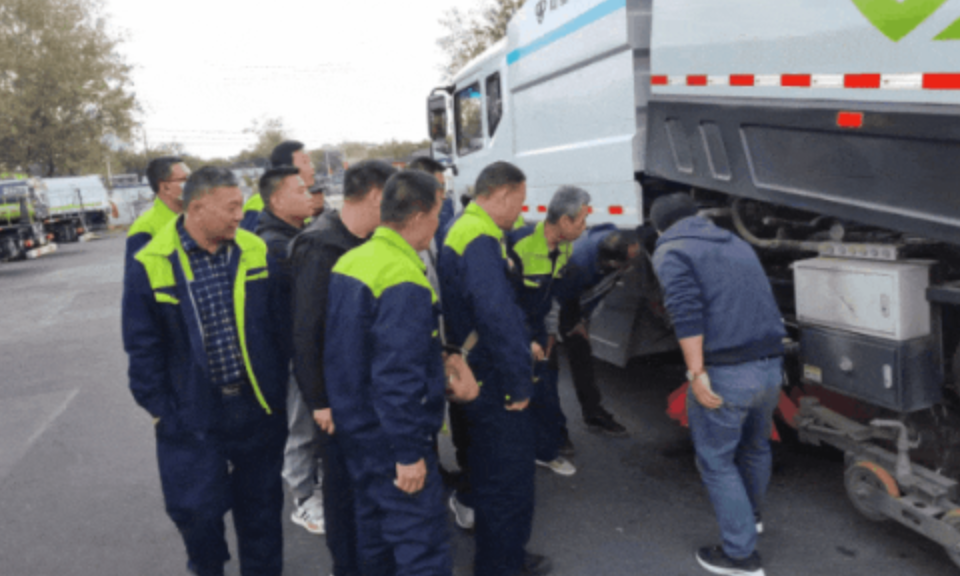冬日暖阳，服务相伴｜犀重汽车“冬季送温暖，服务伴您行”活动火热进行中