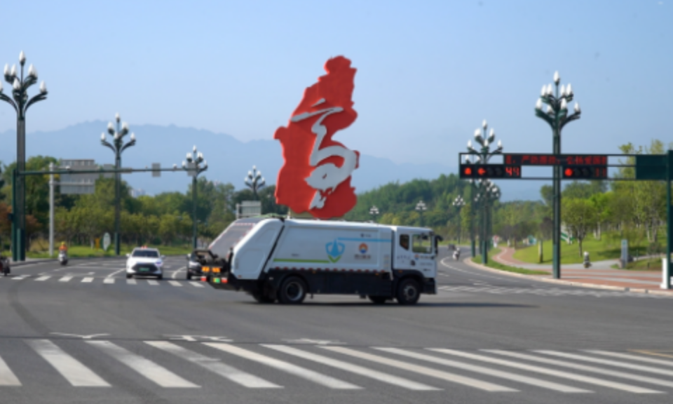 犀重汽车｜抢先推出全分布式上装驱动方案，性能佳！效率高！能耗低！