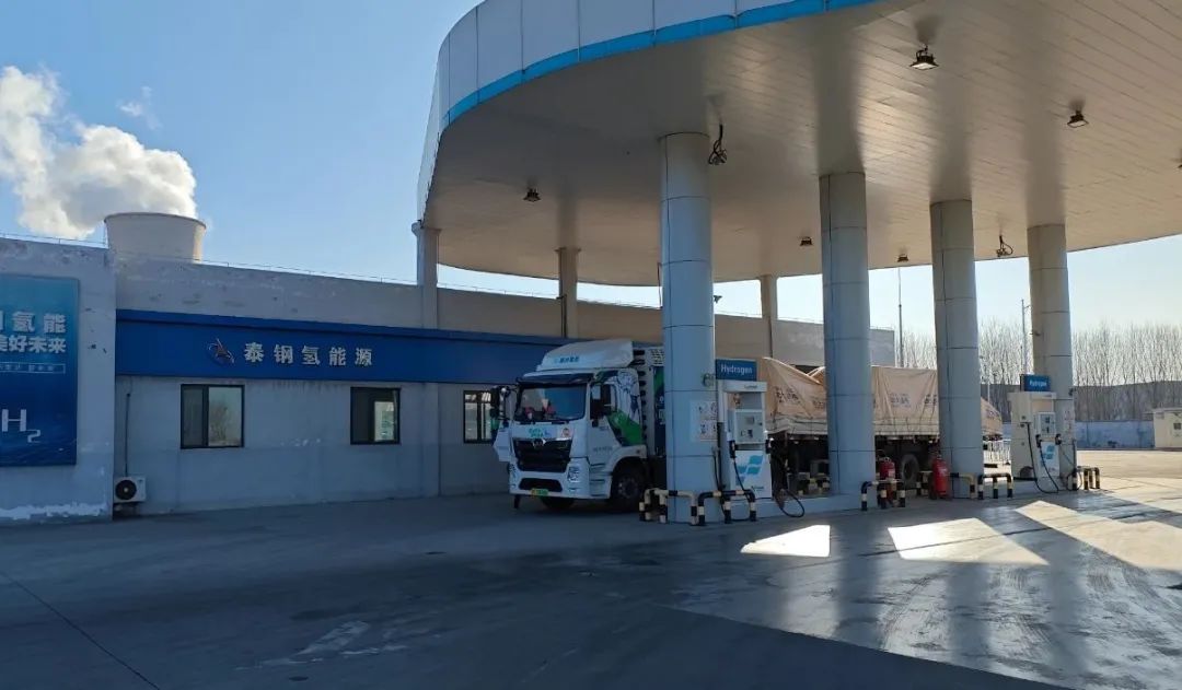 犀重汽车助力原尚氢能打造国内首条800公里氢燃料重卡绿色运输专线