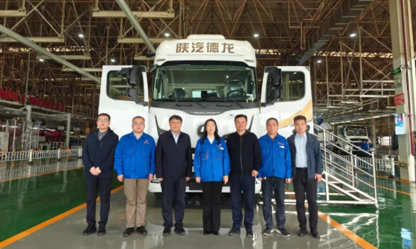 强强合作丨犀重汽车、大同经开区、陕重汽签订三方战略合作备忘录